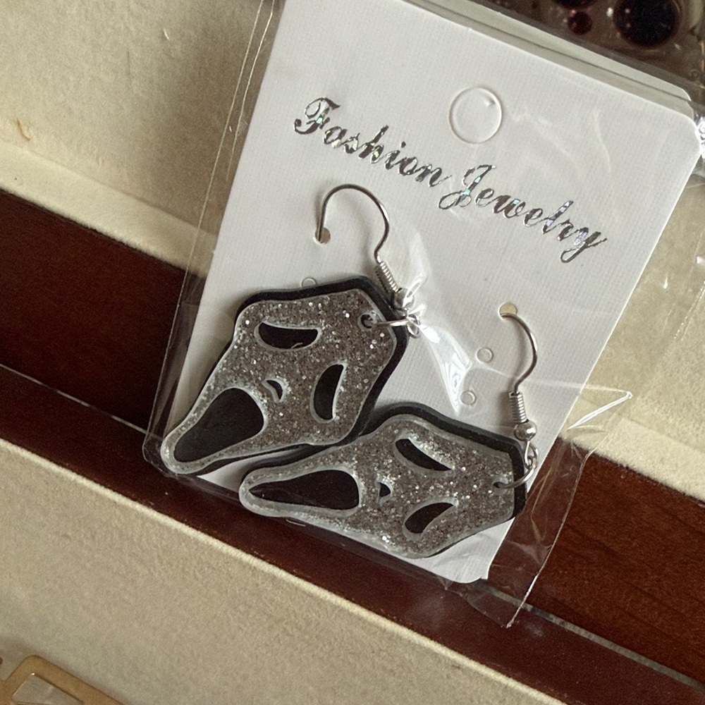 Silver Glitter Earrings Scream Ghost Face